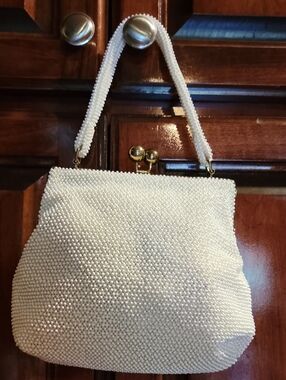 Vintage White Beaded Evening Handbag - Classic Feminine Style